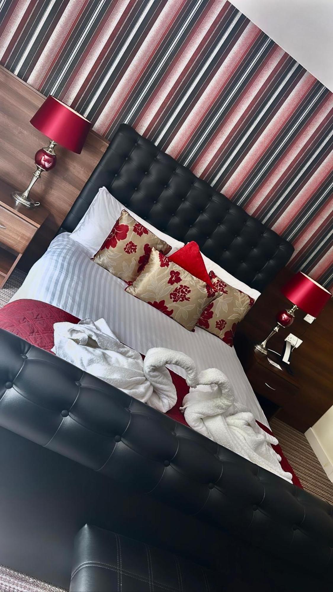 Stranocum The Hedges Hotel מראה חיצוני תמונה