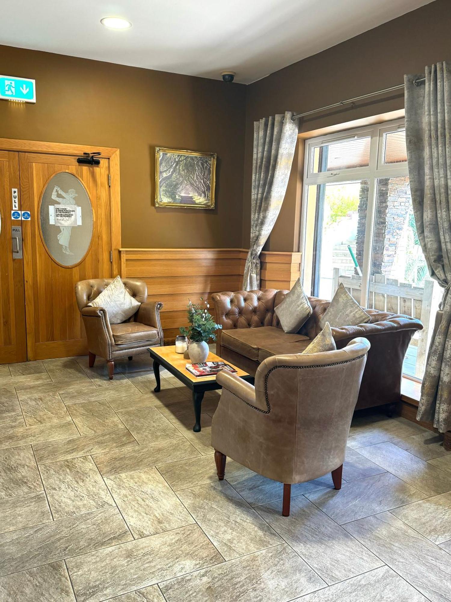 Stranocum The Hedges Hotel מראה חיצוני תמונה